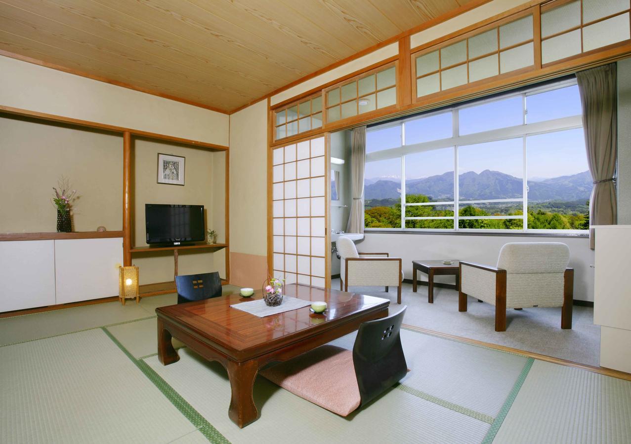 Ichikawa Bekkan Seikanso Shibukawa Exterior photo